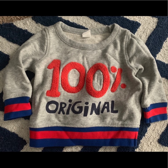 Gap toddler size 12-18mos sweatshirt - Picture 2 of 3